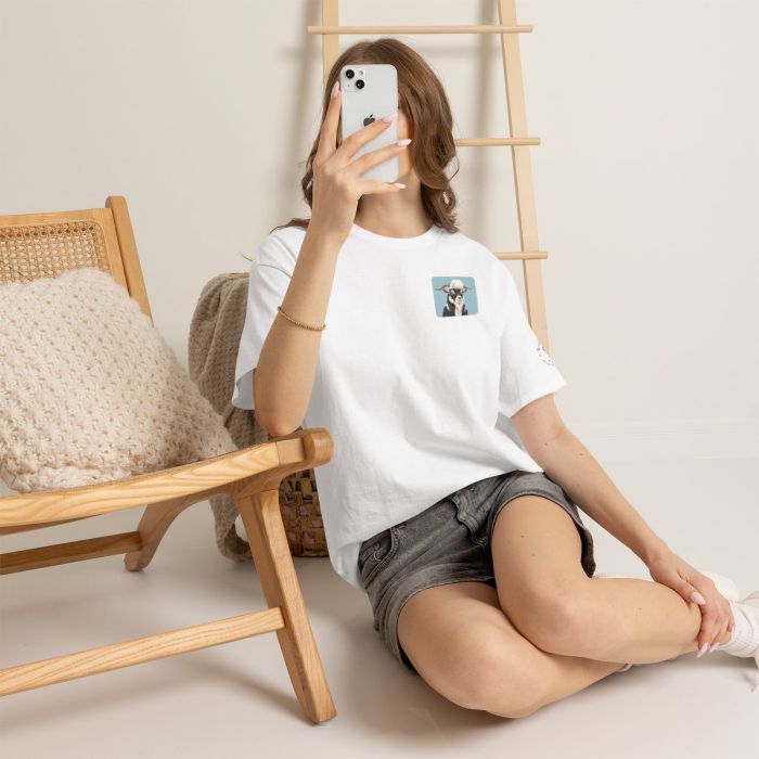 Elvis the Goat Tee | Vintage Portrait, Blue Background